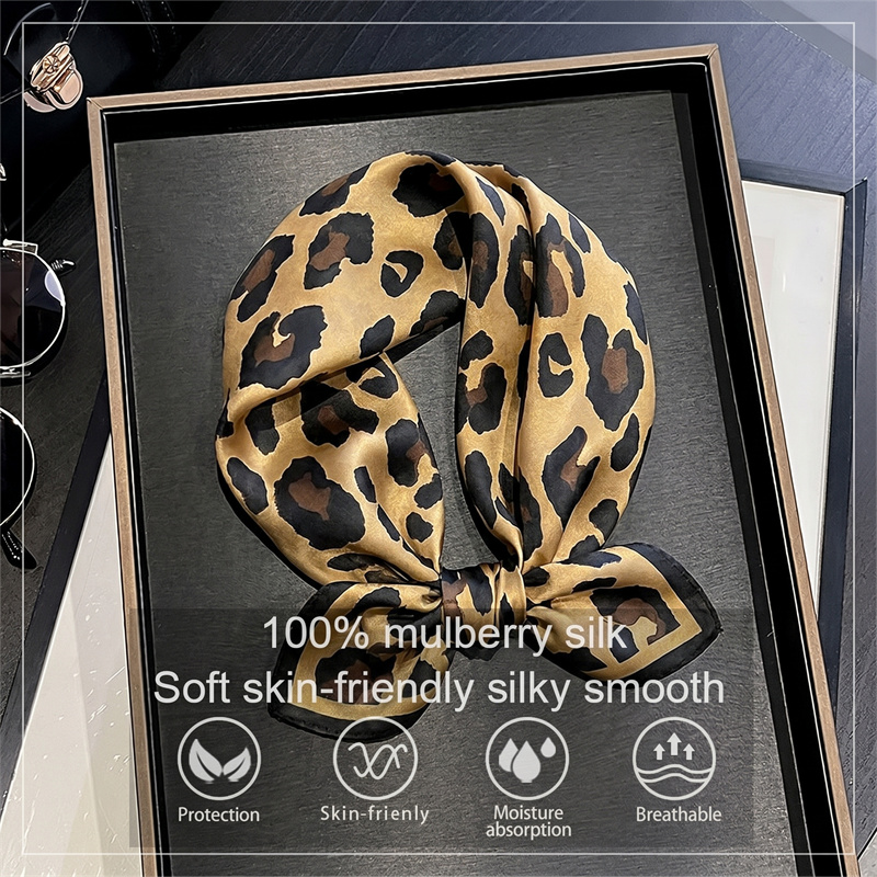 Face Scarf Mask - Syal Persegi Sutra 100% Motif Macan